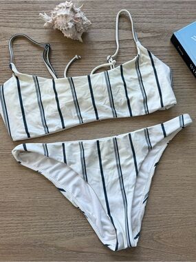 Oneill Striped White and Navy Women’s Bikini Set